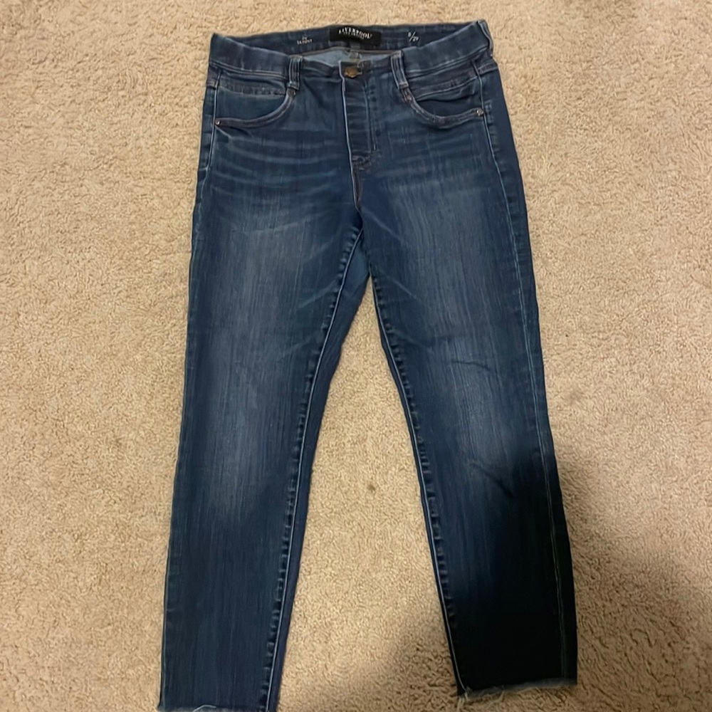 Liverpool “The Skinny” raw hem jeans, size 8/29